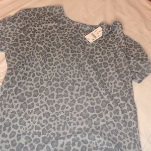 Grey Leopard T shirt.